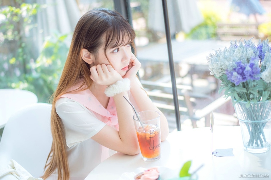 形容友情比爱情靠谱的句子句